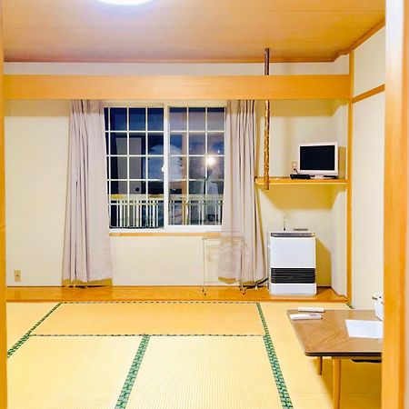 Snowhouse Memorie Hotel-石打丸山 Seki  Екстер'єр фото